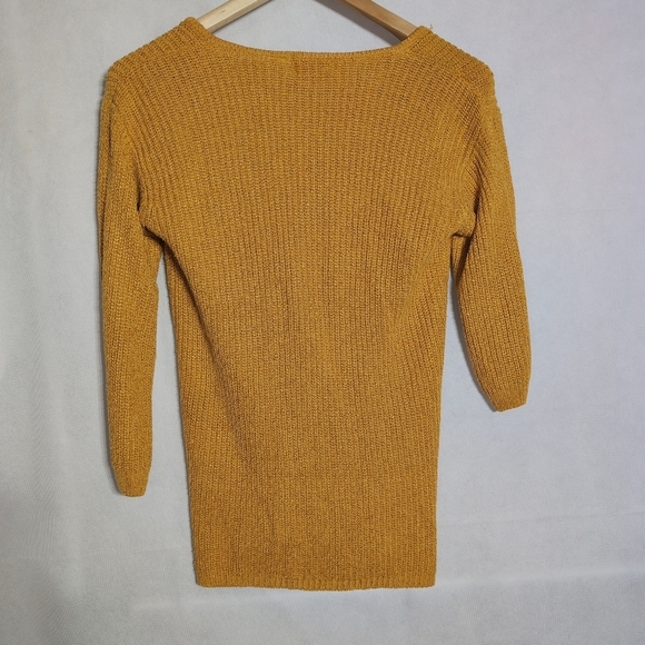 Vintage Sidelines Sz S Silk Blend Women's Mustard V-Neck Sweater - Picture 2 of 3